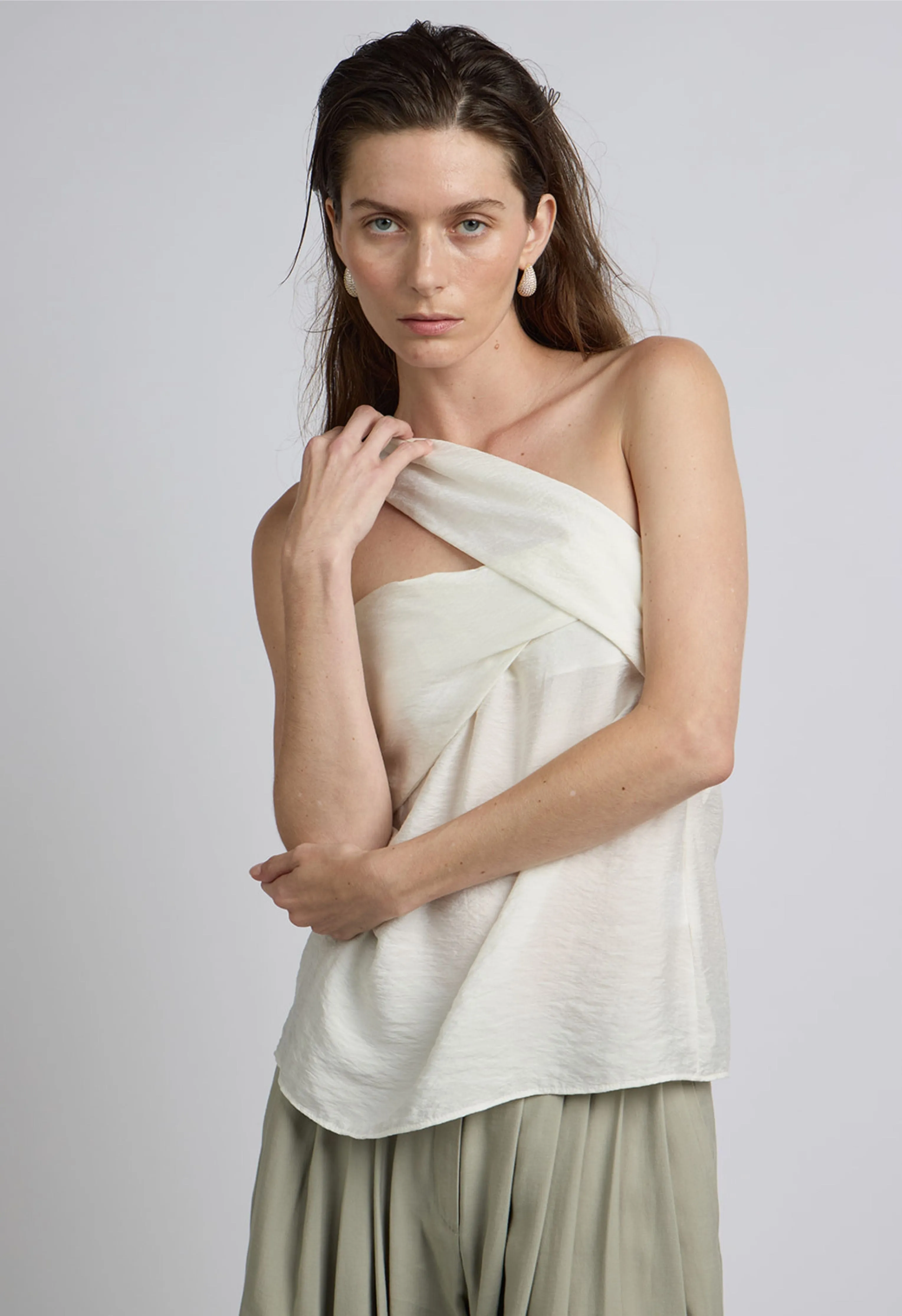 Alina One Shoulder Draped Top in Vanilla