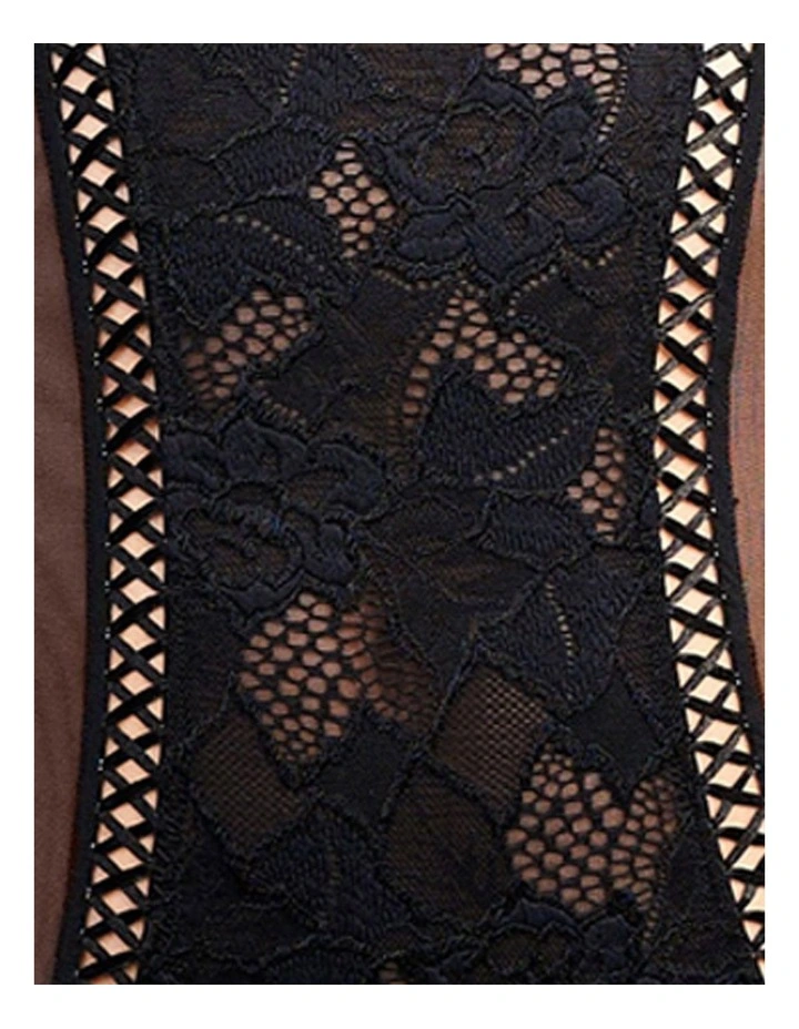 Arum Underwire Lace Bodysuit in Black