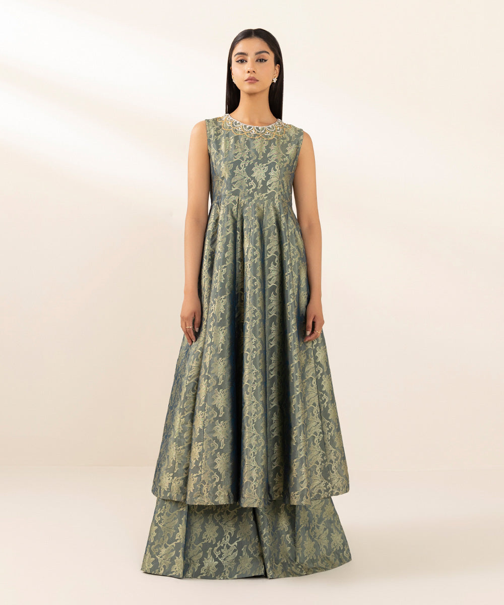 Embellished Jacquard Pishwas