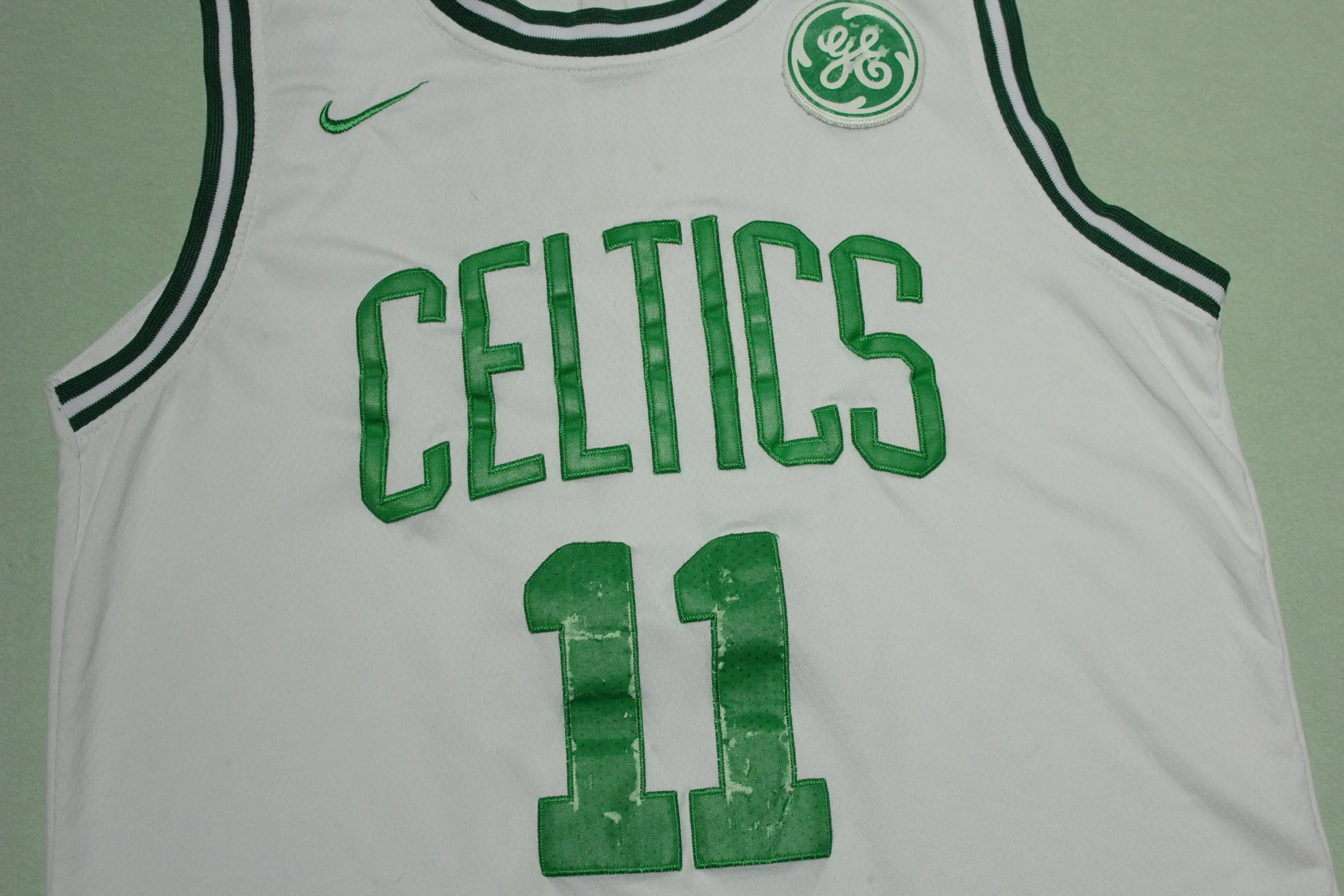 Kyrie Irving Boston Celtics #11 Nike 17 GE Patch Basketball Tank Top Jersey