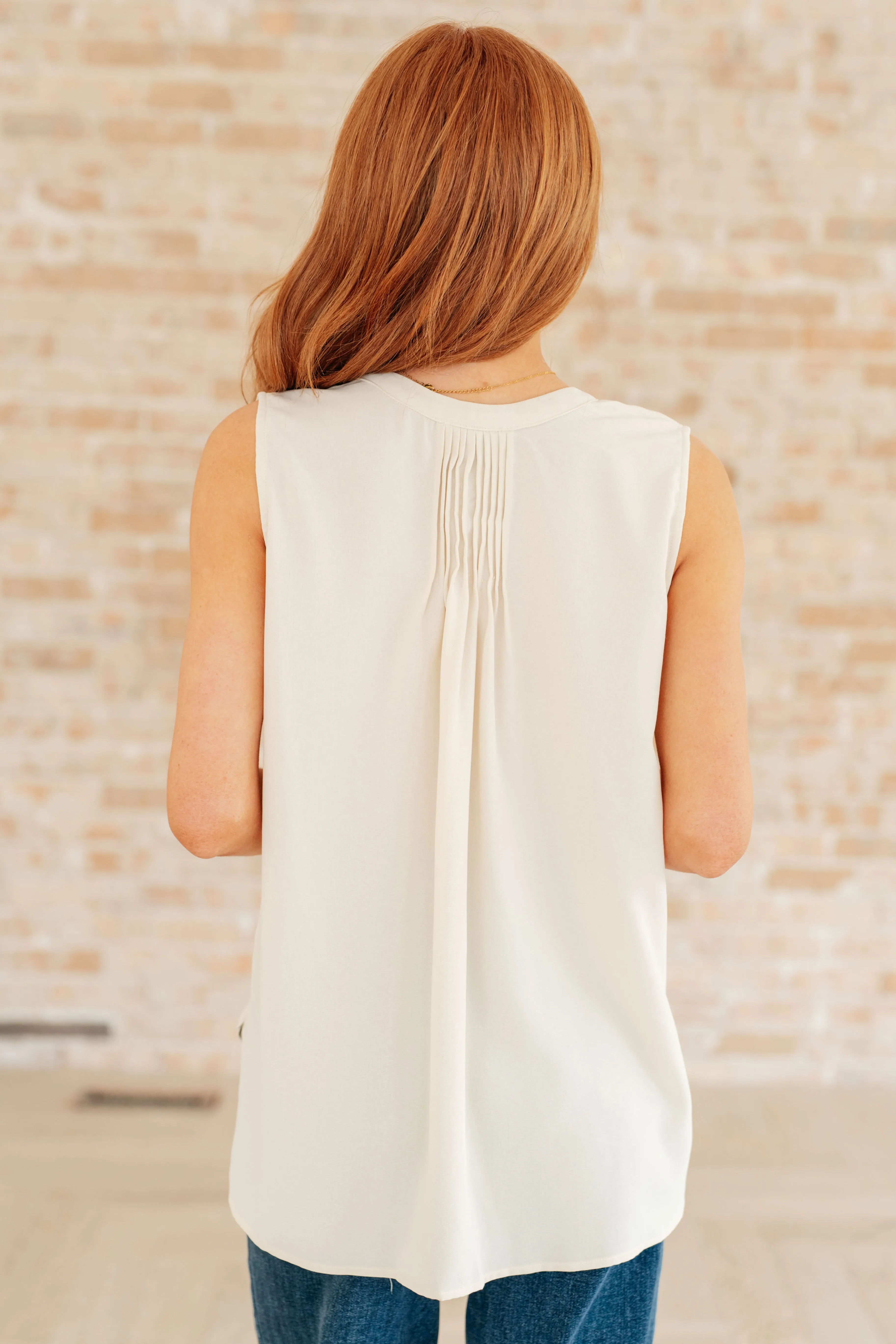 Linsney Sleeveless Blouse