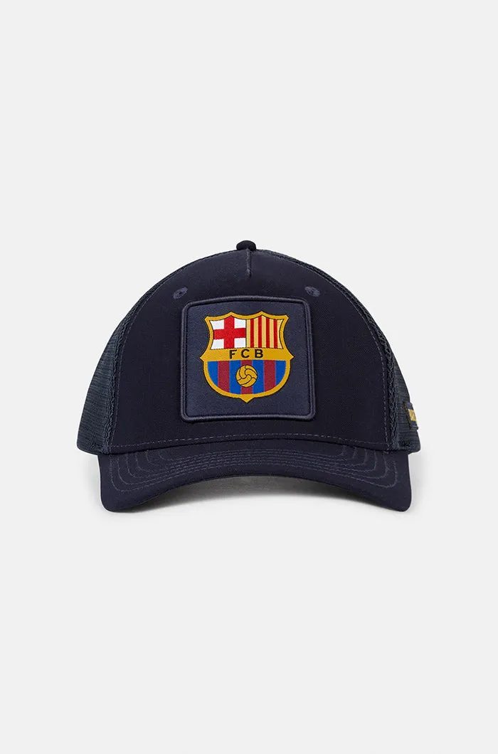 “Més que un club” (More than a club) cap