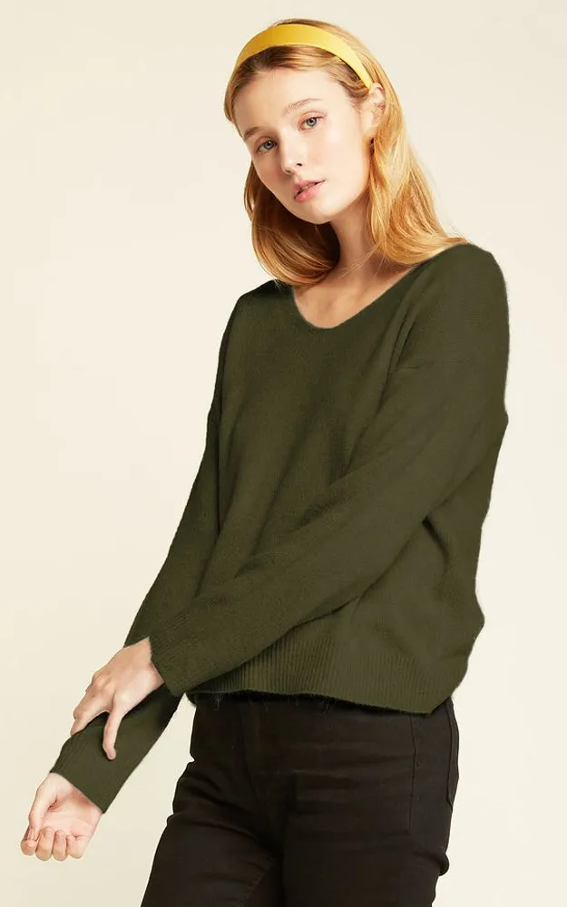 SM1954 Basic V-neck Sweater