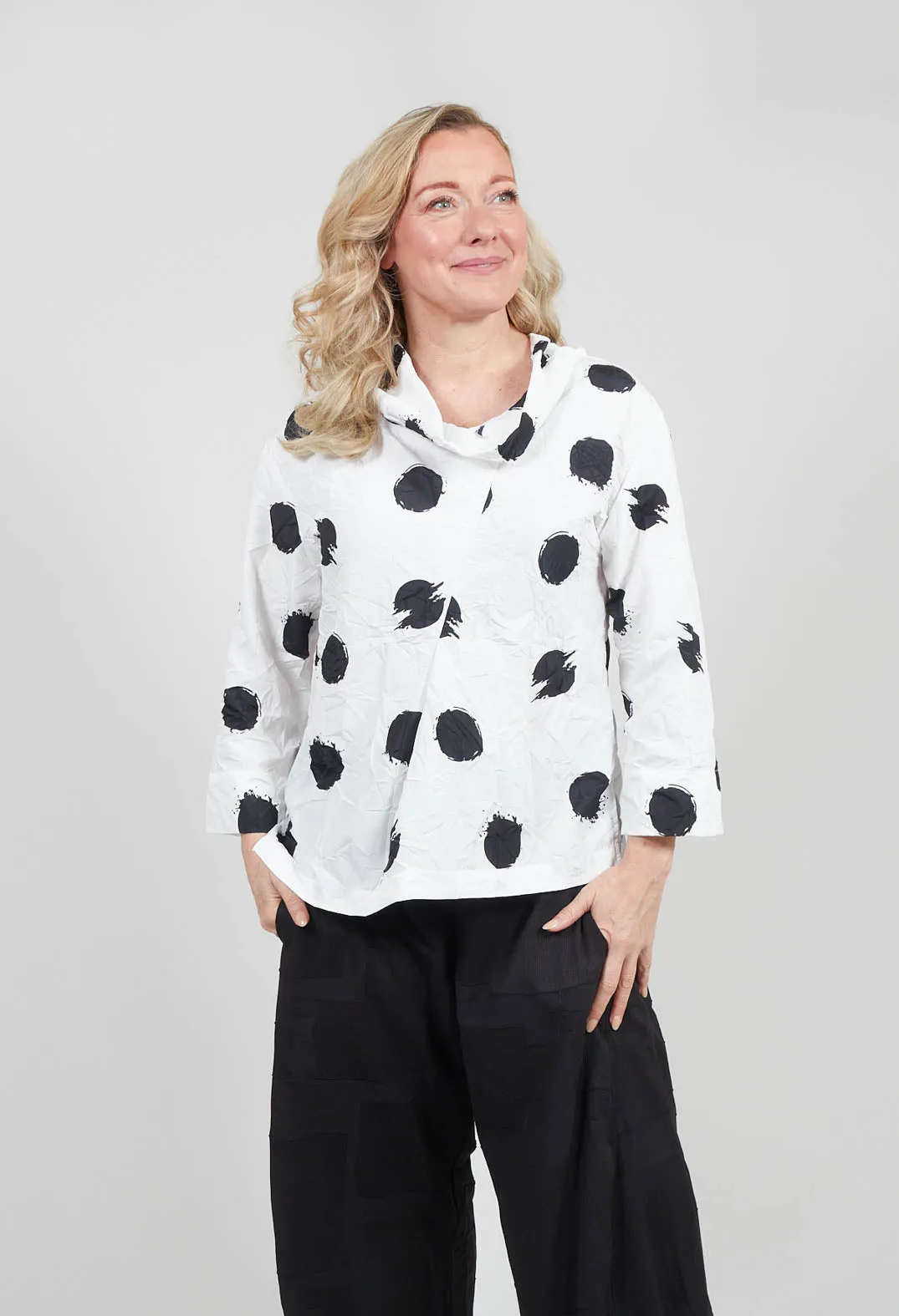 Three Quarter Sleeve Polka Top in Black and White