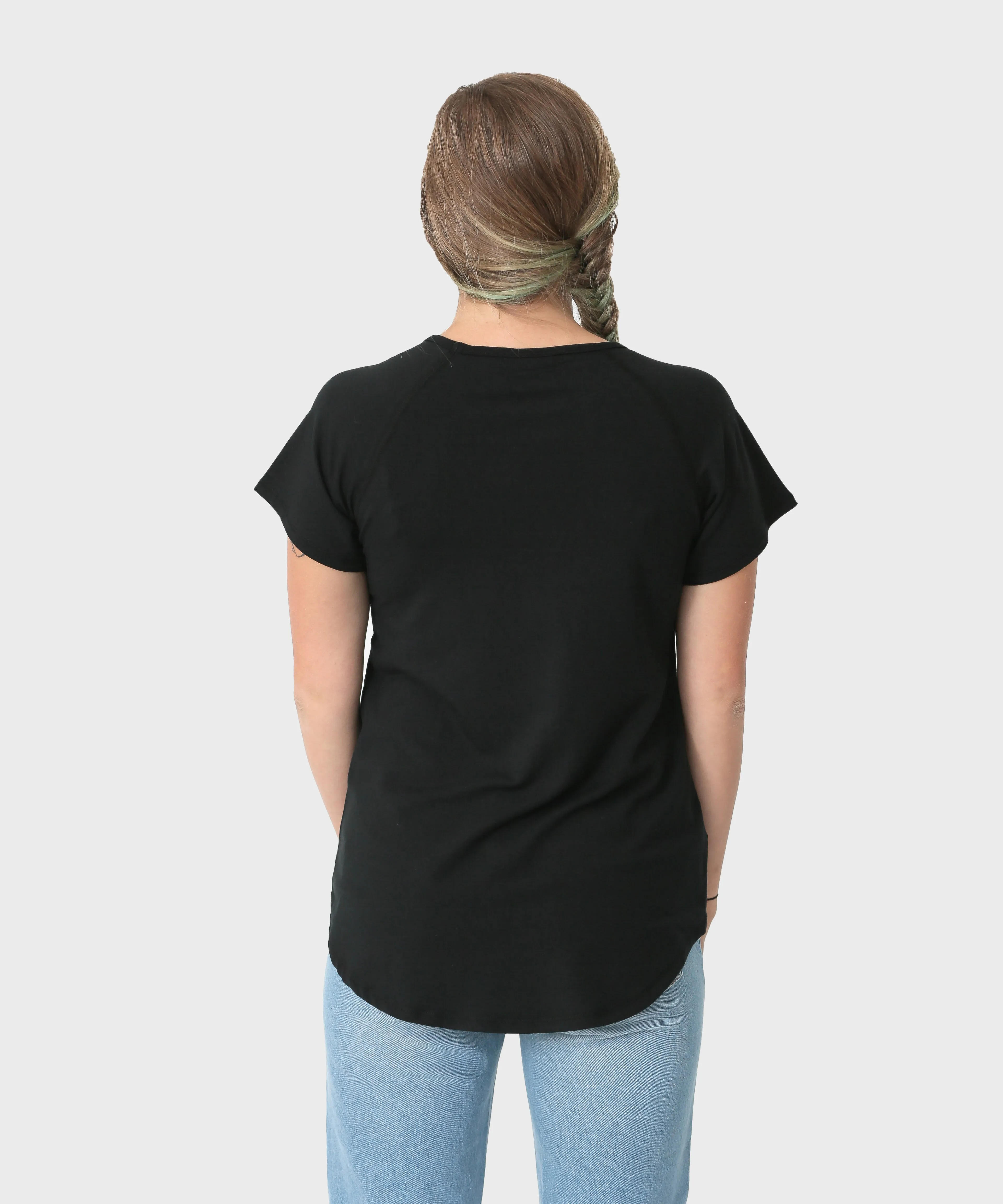 Ula V-neck Tee