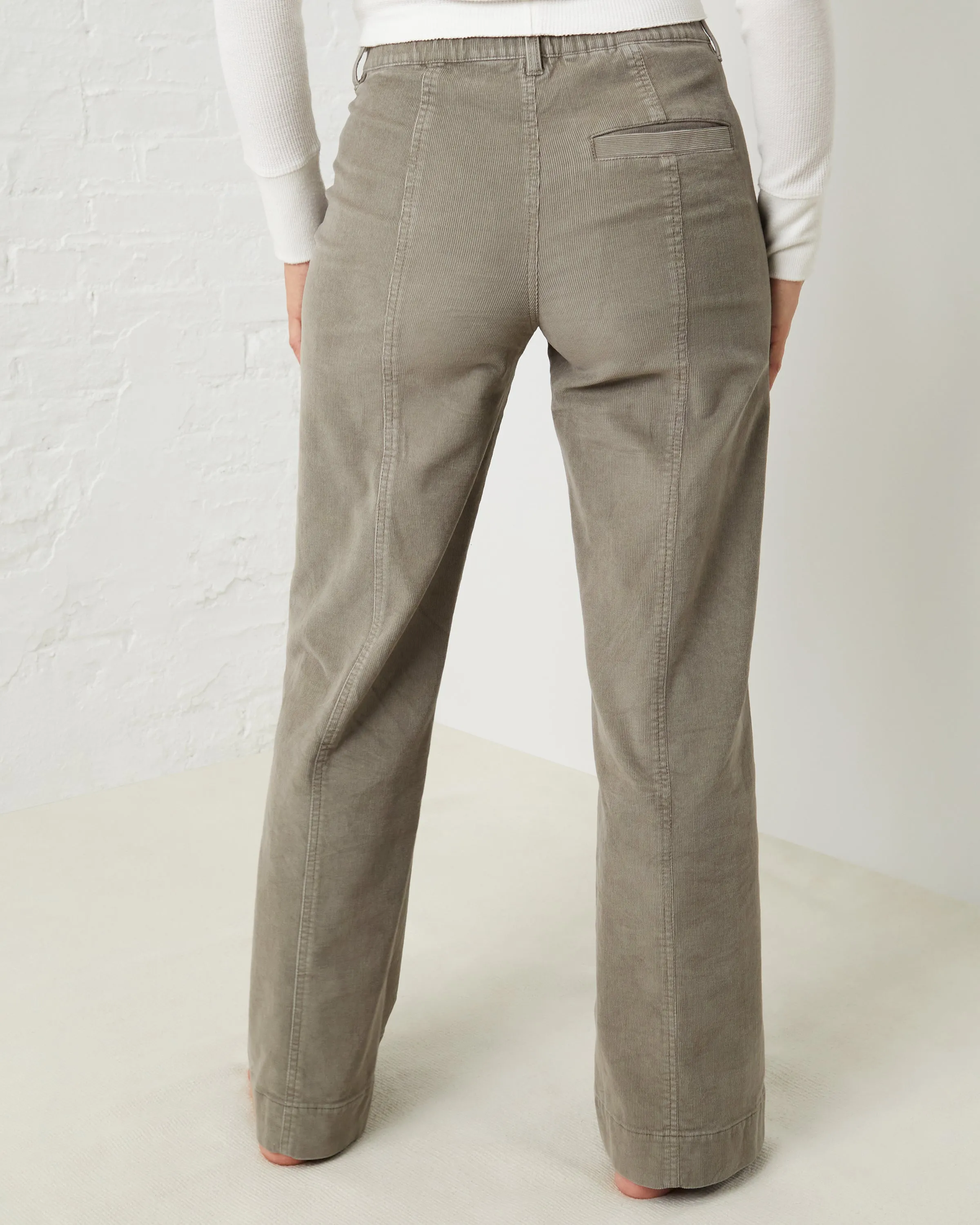 Wide-Leg Cord Pant